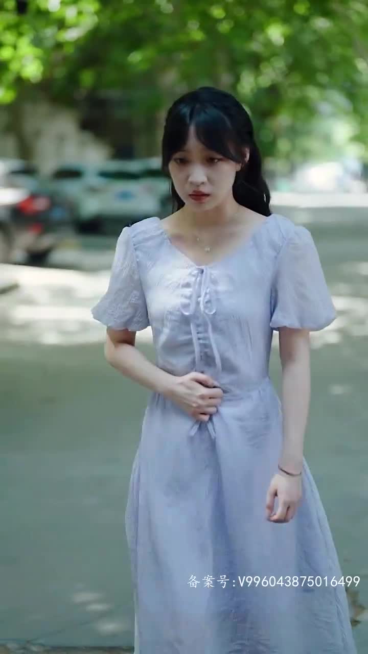 为何爱我者予我牢笼(蓝光)