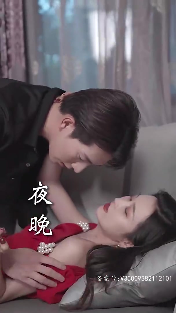 撩错小叔夫人每天忙复仇(1080)