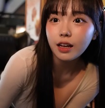 网吧里的兼职小姐姐（1080）